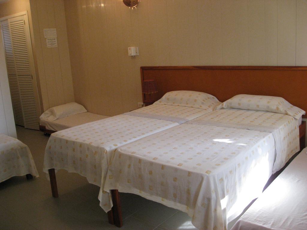Hotel Nitana Ковеньяс Экстерьер фото